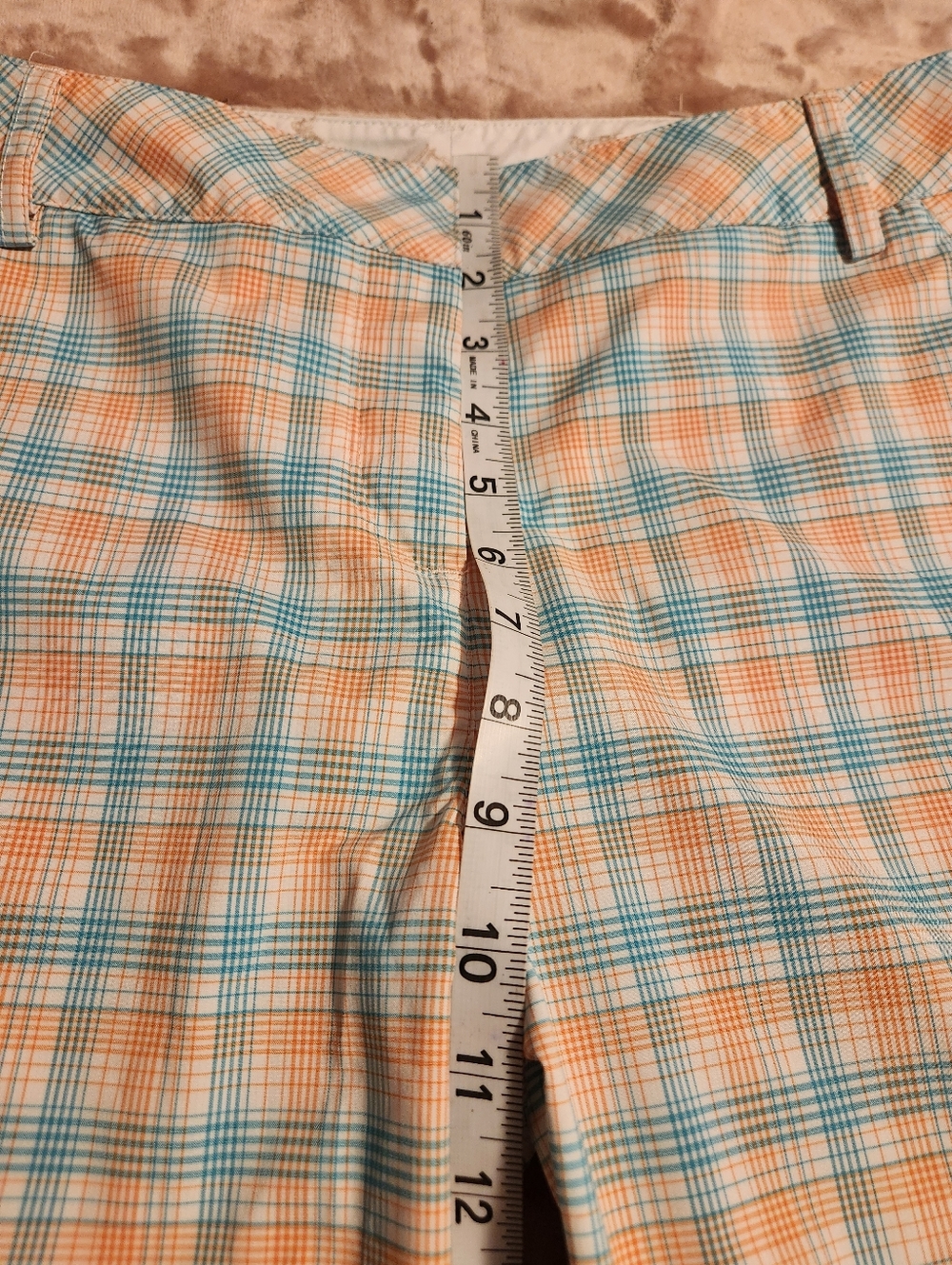 Like New Puma Peach and Teal Plaid Women's Dry Fit Golf Shorts Size 10 - Picture 5 of 11